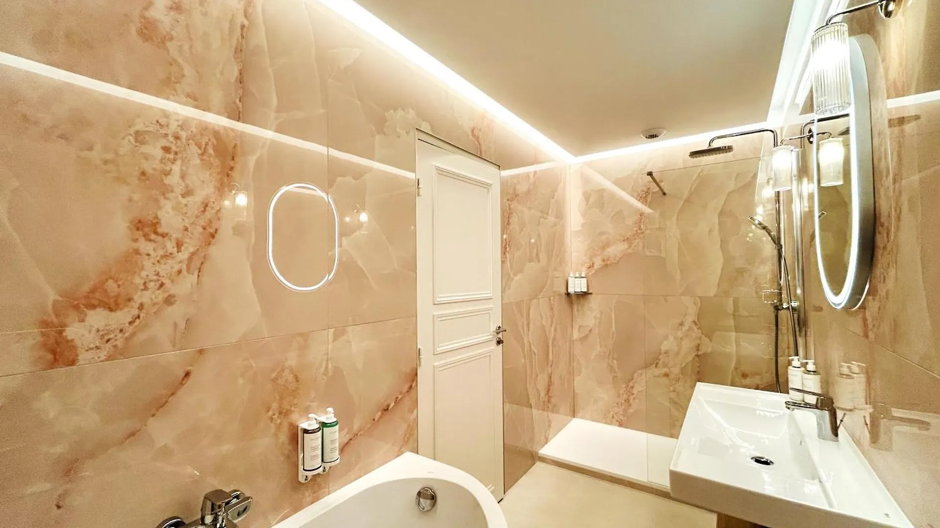 Villa Sopi Appart'Hotel By Patrick Hayat Paris Aparthotel